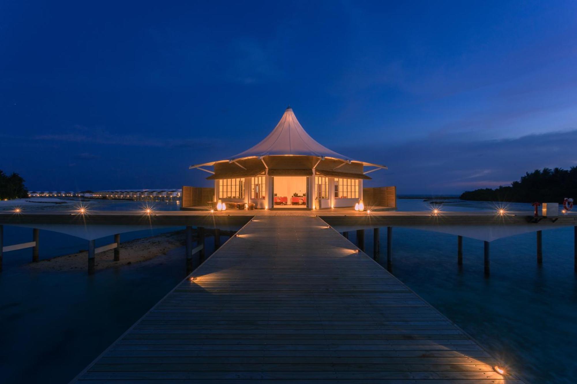 Cinnamon Hakuraa Huraa Maldives (Adults Only) Exterior photo